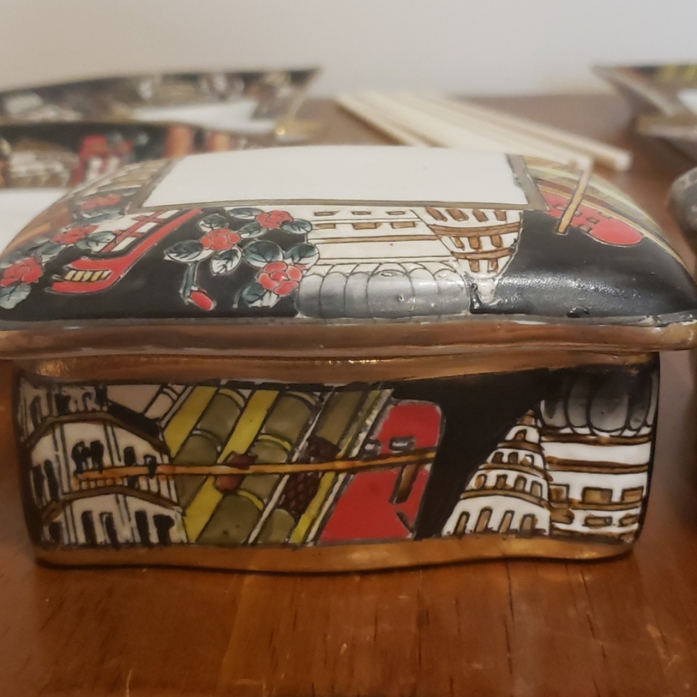 Asian Pottery Set - Picture 2 of 7